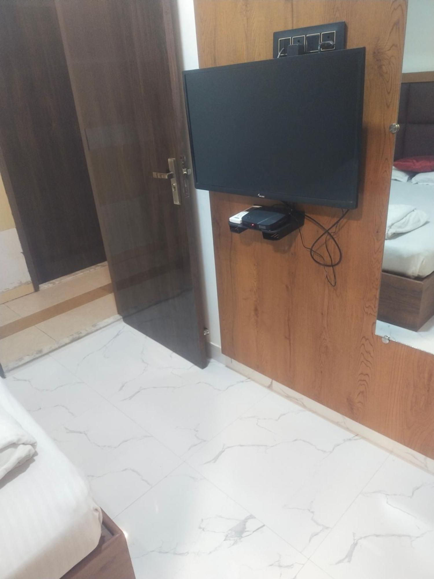 Hotel Airport Annex Mumbai Ngoại thất bức ảnh